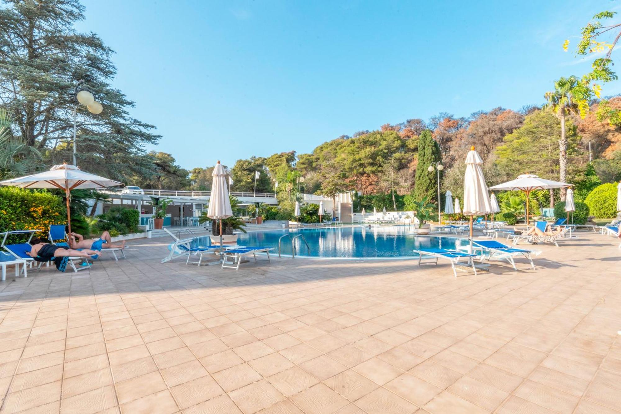 Hotel Santa Lucia 산타체사리텀 외부 사진